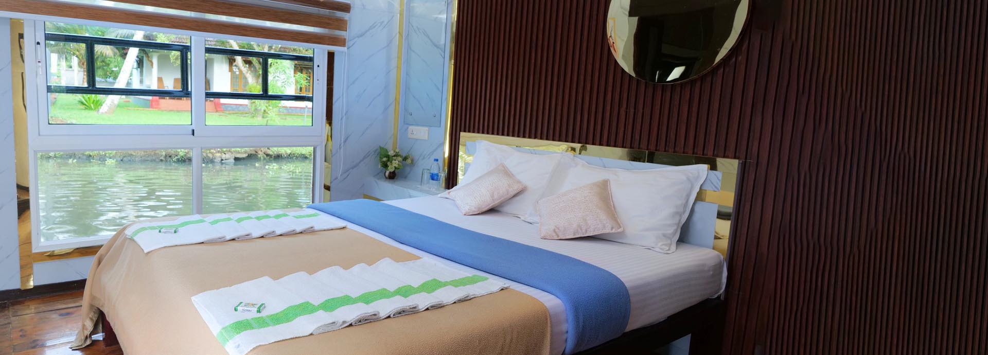 Chackolil House Boat